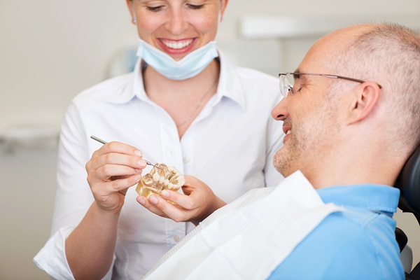 Visit Your Family Dentist To Treat A Cracked Tooth